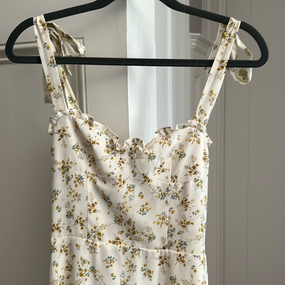 Women’s dress